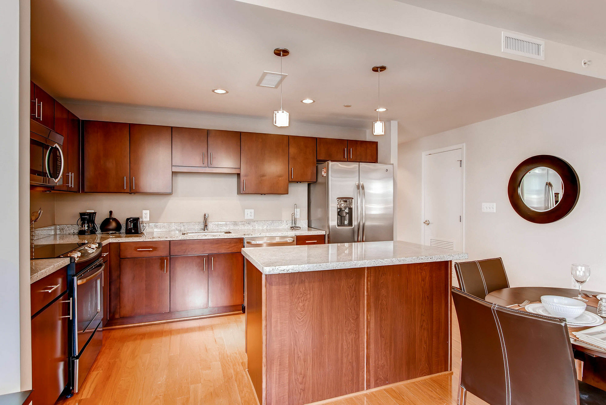 וושינגטון Global Luxury Suites At Foggy Bottom מראה חיצוני תמונה